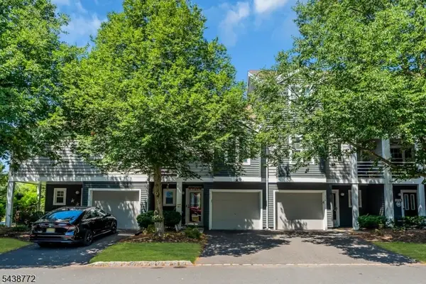 213 Longview Rd, Bridgewater Twp., NJ 08807