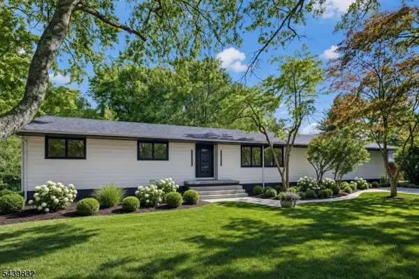 26 Bentley Rd, Monroe Twp., NJ 08831