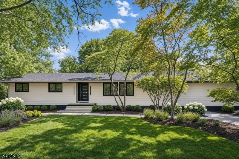 26 Bentley Rd, Monroe, NJ 08831 - #2