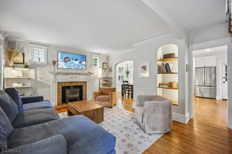5 Ferguson Pl, Glen Rock, NJ 07452 - #3