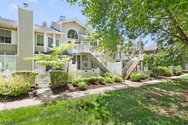 22 Crestmont Road, Bedminster Twp., NJ 07921