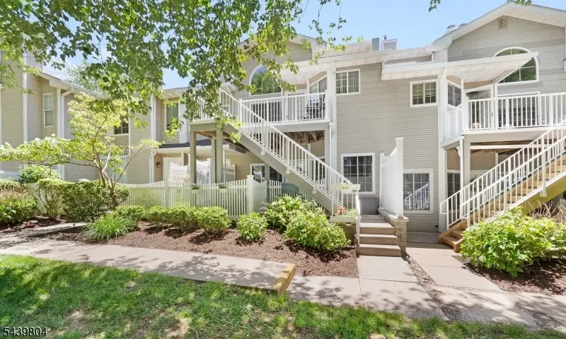 22 Crestmont Road, The Hills, NJ 07921 - #2