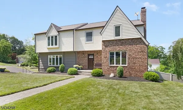 1 Ashley Ct, Morris Twp., NJ 07960