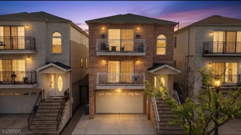 16 High St, Elizabeth, NJ 07202 - #1