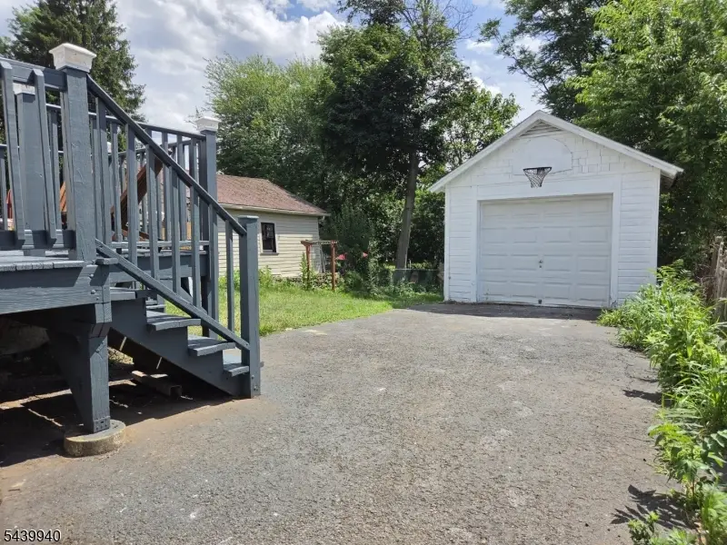103 Smallwood Ave, Belleville, NJ 07109 - #2