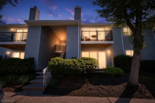 70 Haverhill Pl, Franklin Twp., NJ 08873