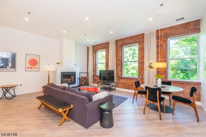 260 Main St #313, Singac, NJ 07424 - #1