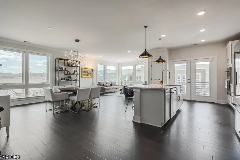 3 Vanderbilt Blvd #402, Florham Park, NJ 07932 - #1