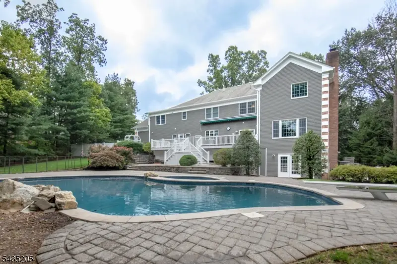 12 Oak Hill Dr, Bernards, NJ 07920 - #2