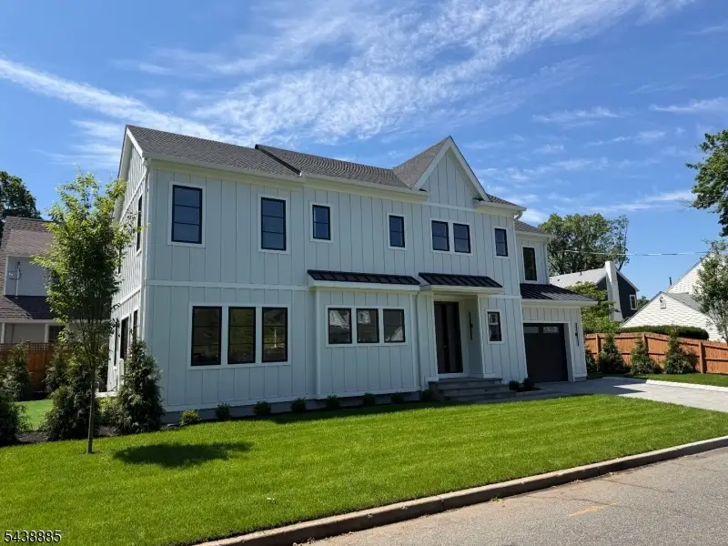 2 Pleasant Ave, Tenafly, NJ 07670 - #2