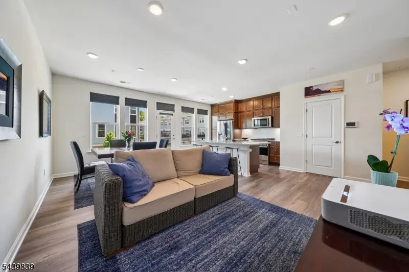7 Jessica Ln 11202, Union, NJ 07083 - #3