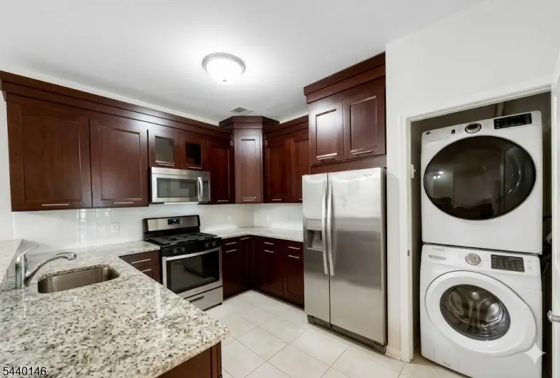 102 E Elizabeth Ave #412, Linden, NJ 07036 - #2