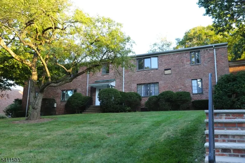 72D Troy Drive #D, Springfield, NJ 07081 - #2