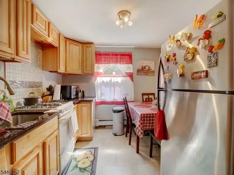 20 A Carolyn Terrace #20A, Roselle, NJ 07203 - #3