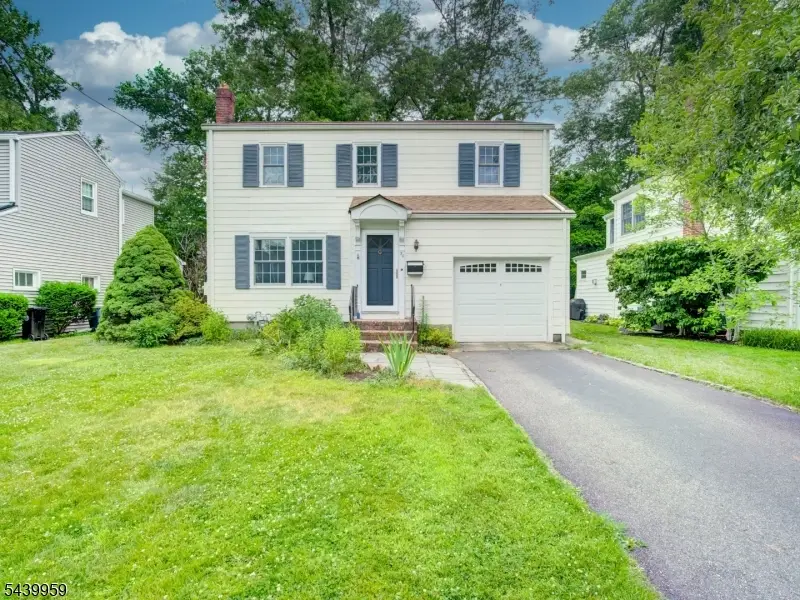 50 Tallmadge Ave, Chatham, NJ 07928 - #1
