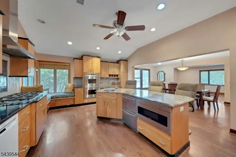 8 Marlo Road, Livingston, NJ 07039 - #1