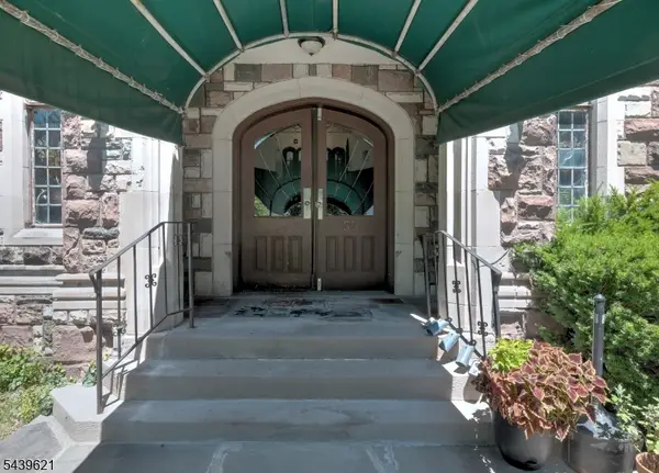 55 Randolph Place Unit 207 #207, City Of Orange Twp., NJ 07079