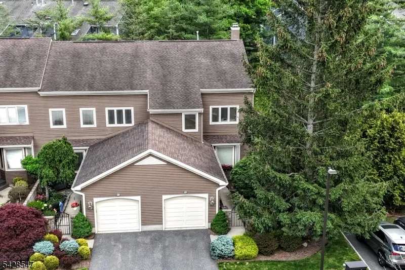 227 Westervelt Ln, Mahwah, NJ 07430 - #3