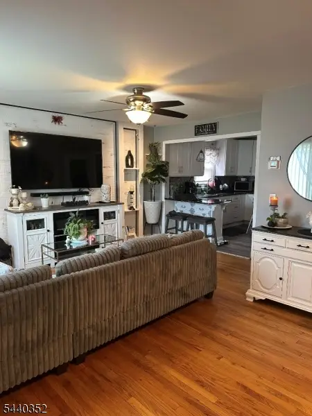 422 W Linden Ave, Linden, NJ 07036 - #2