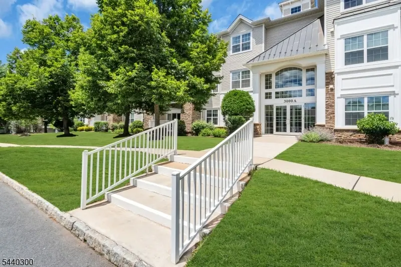 3105 Chesterwood Way, Franklin, NJ 08873 - #2
