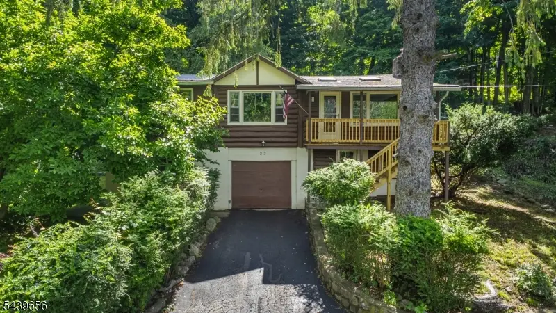 23 Lakeside Ave, Stockholm, NJ 07460 - #3