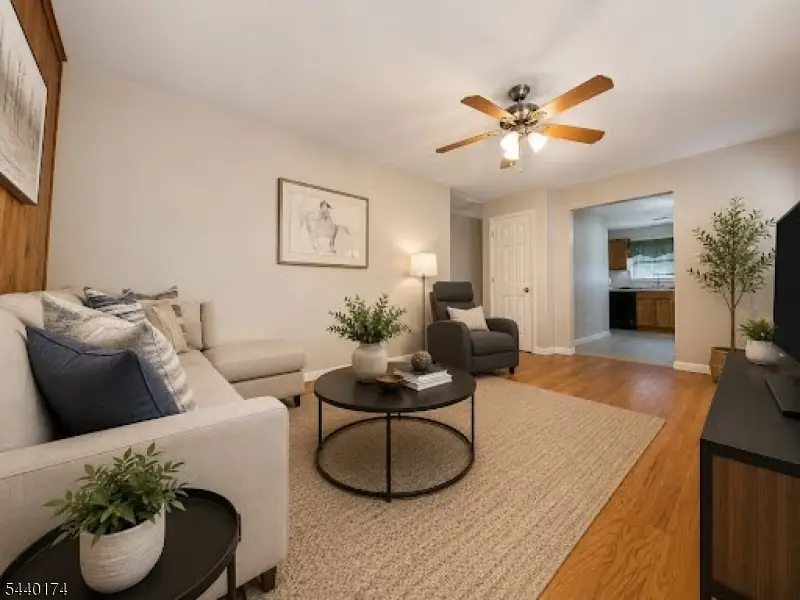 93 Washington Ave, Oxford, NJ 07863 - #3
