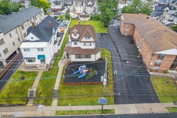 217 Rahway Ave, Elizabeth City, NJ 07202