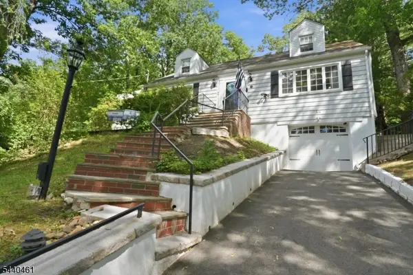 6 Cherry Lane, Caldwell Boro Twp., NJ 07006