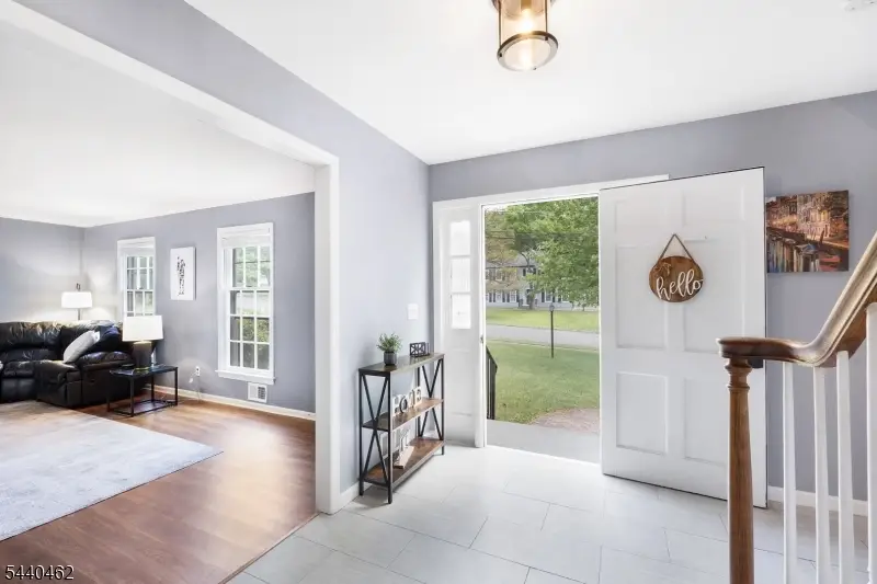 5 Heather Hill Way, Green Knoll, NJ 08807 - #2