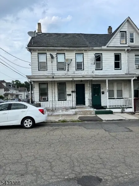 17 Railroad Ave, Phillipsburg, NJ 08865 - #2