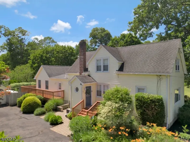 41 Washington Ave, Franklin, NJ 08873 - #1
