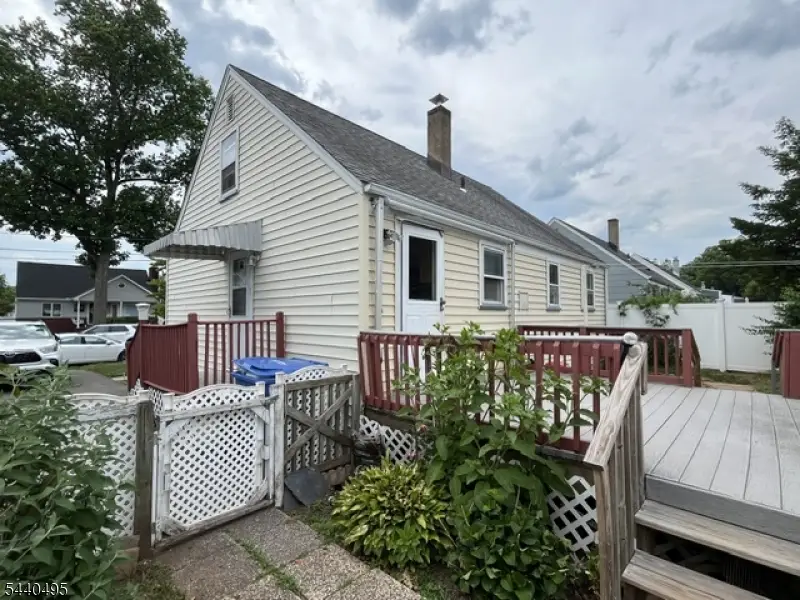 412 2nd St, Middlesex, NJ 08846 - #3