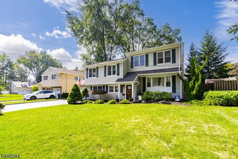 111 Shadowlawn Way, Cranford, NJ 07016 - #1