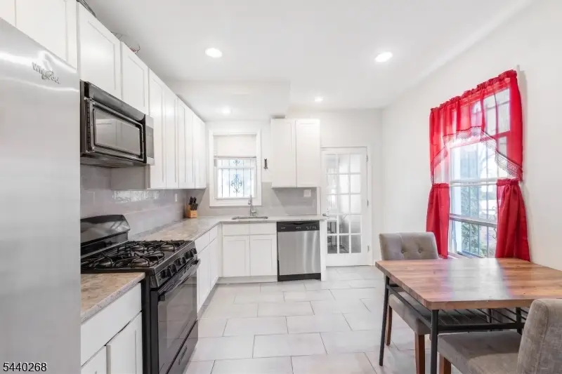 158 S Clinton St, East Orange, NJ 07018 - #3