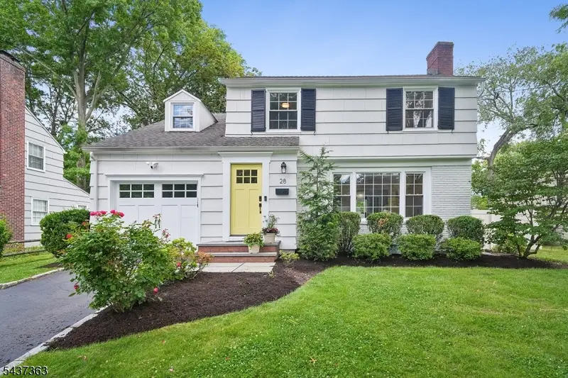 28 Canterbury Lane, Millburn, NJ 07078 - #1