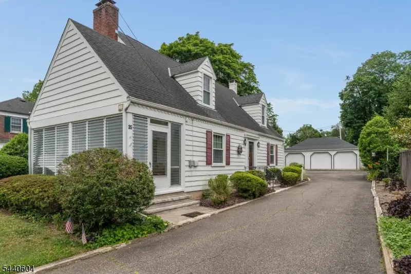 35 Elwood Ave, Flemington, NJ 08822 - #1
