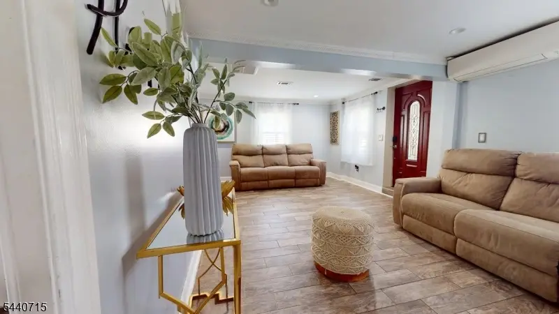 124 Green St, Franklin, NJ 08873 - #3