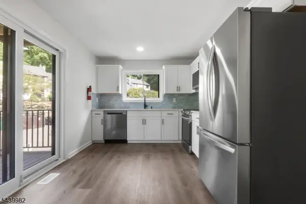 13235 Dell Pl #235, Stanhope Boro, NJ 07874