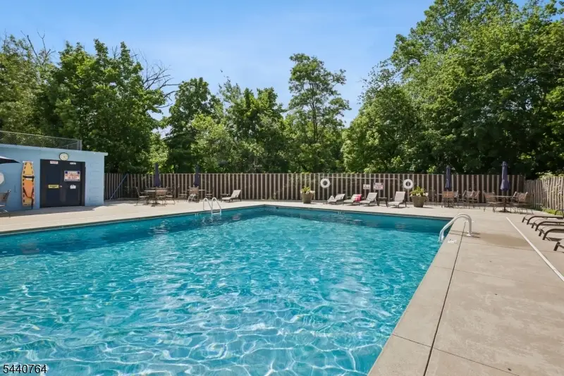 465-73 Valley Street Unit 3c #3C, Maplewood, NJ 07040 - #3