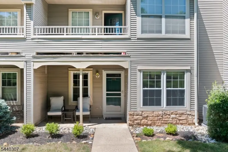 3309 Robinson Ct, Bradley Gardens, NJ 08807 - #3