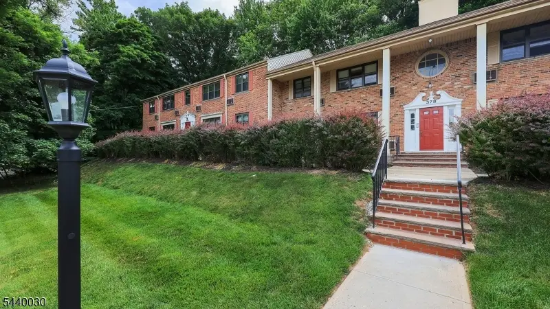 37A Sandra Circle #4, Westfield, NJ 07090 - #2