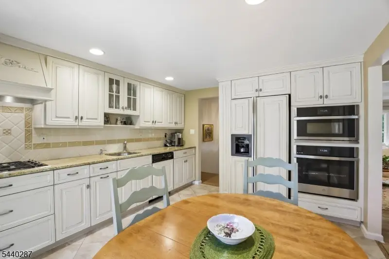 24 Cherry Hill Rd, Livingston, NJ 07039 - #2