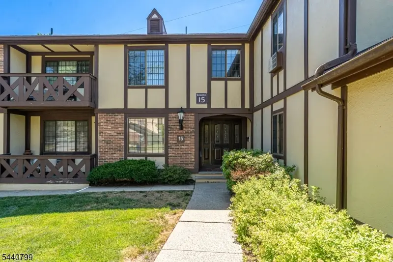 15-G Kensington Rd #G, Chatham, NJ 07928 - #1