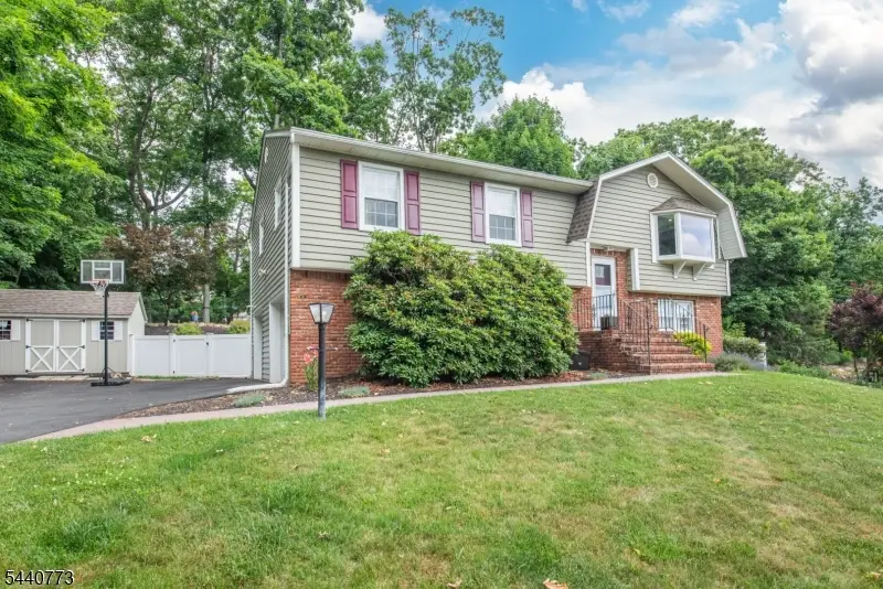 646 Reba Rd, Mount Arlington, NJ 07850 - #1