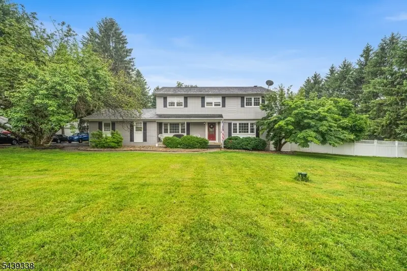 1 Oak Grove Rd, Raritan, NJ 08822 - #1