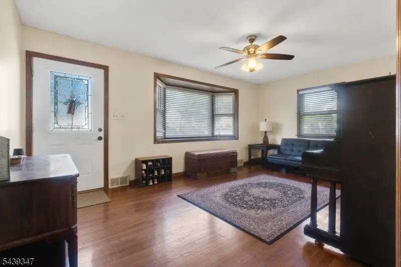 150 Barbara Dr, North Plainfield, NJ 07062 - #3