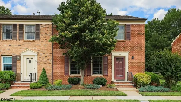 10 Cowperthwaite Sq, Westfield Town, NJ 07090