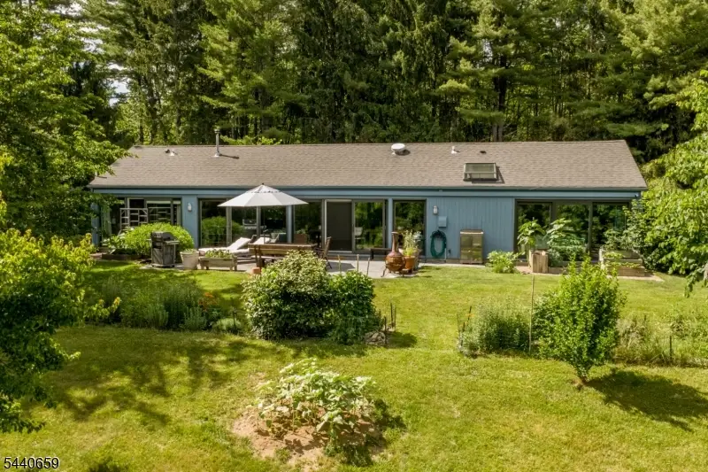 1024 Califon Cokesbury Rd, Tewksbury, NJ 08833 - #1