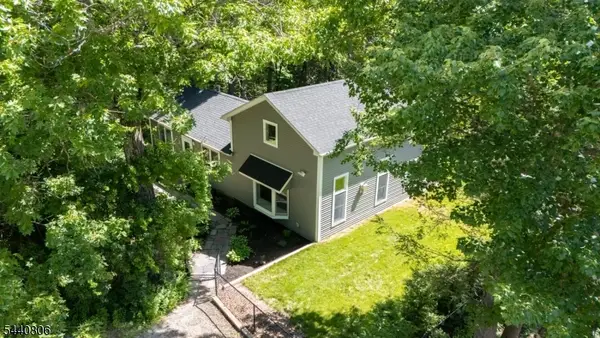 14 Maine Rd, West Milford Twp., NJ 07480