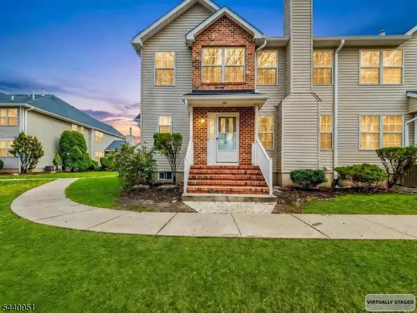 351 Bowler Ct, Piscataway Twp., NJ 08854
